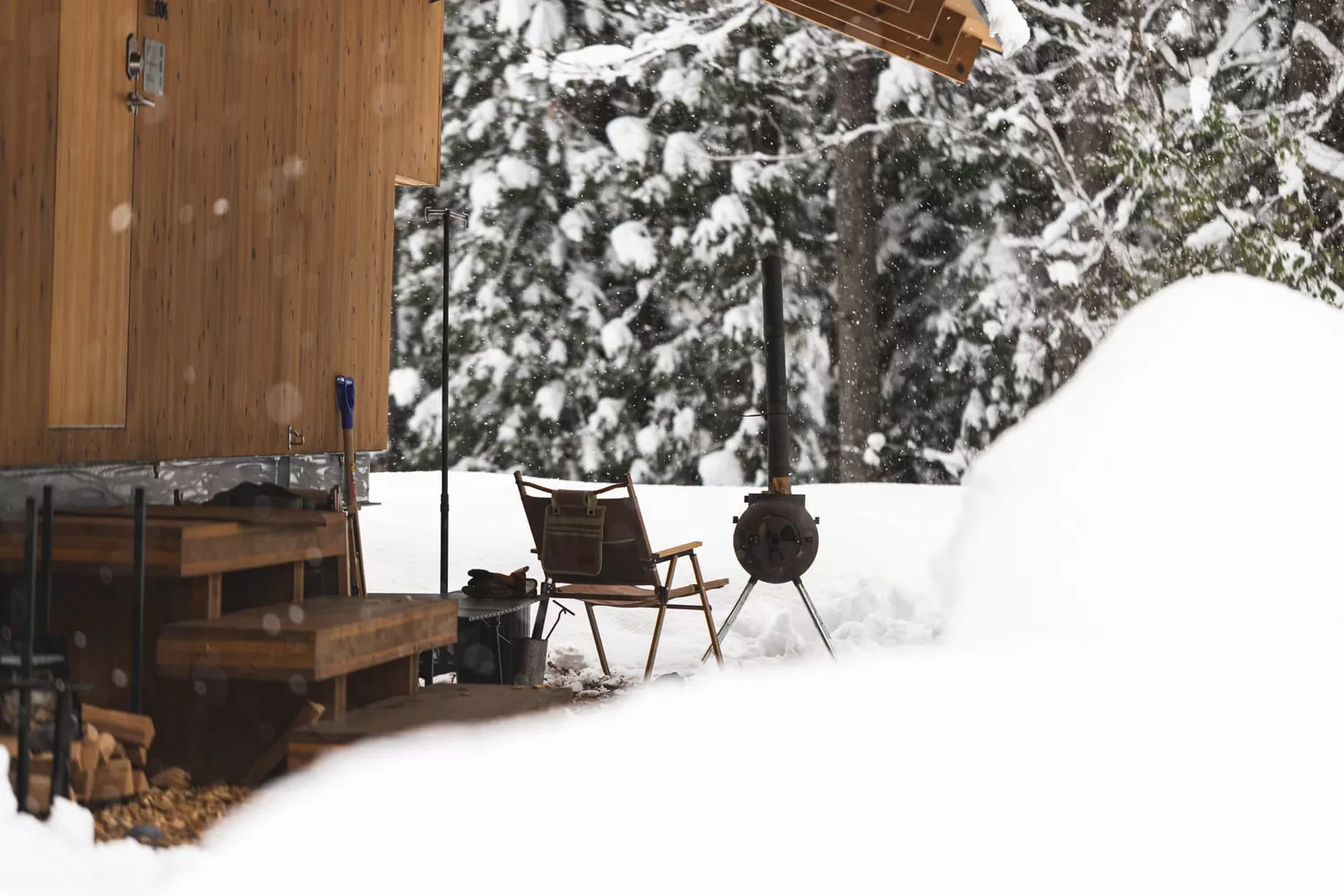 開放的なアウトサイドリビングで、自然逃避の体験を提供いたします。